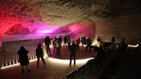 Tuz mağaralarını bayramda 10 bin kişi ziyaret etti