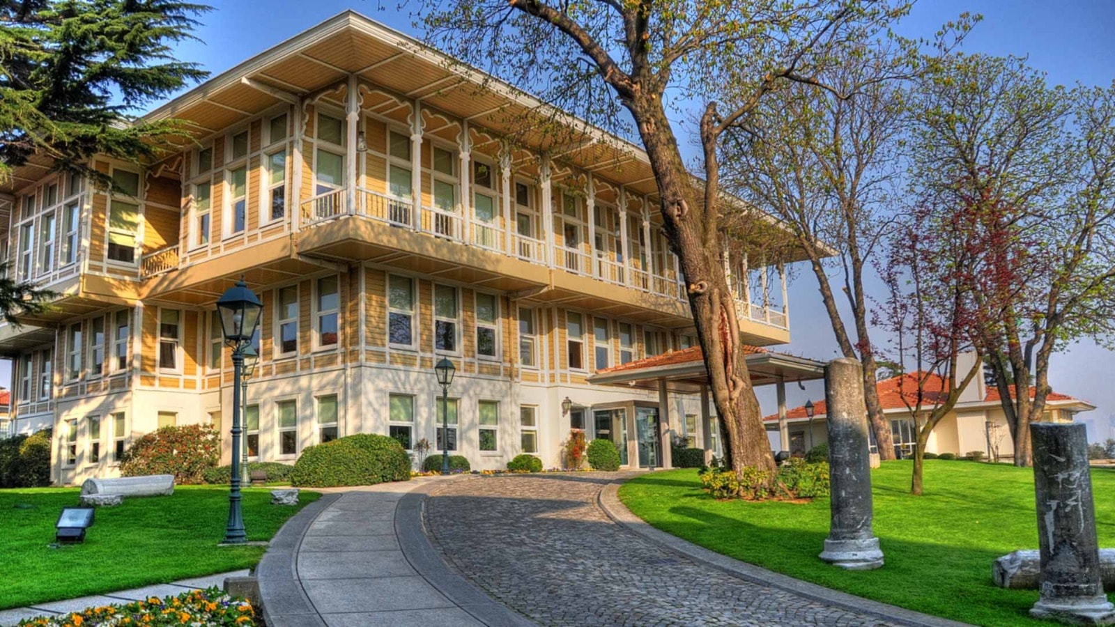 Koç Holding'ten dolandırıcılık uyarısı