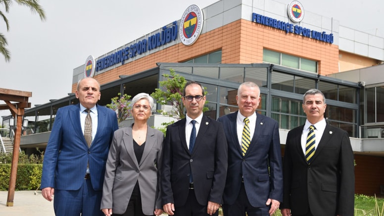 Fenerbahçe Kulübü Yüksek Divan Kurulu’nda başkan adayları konuştu