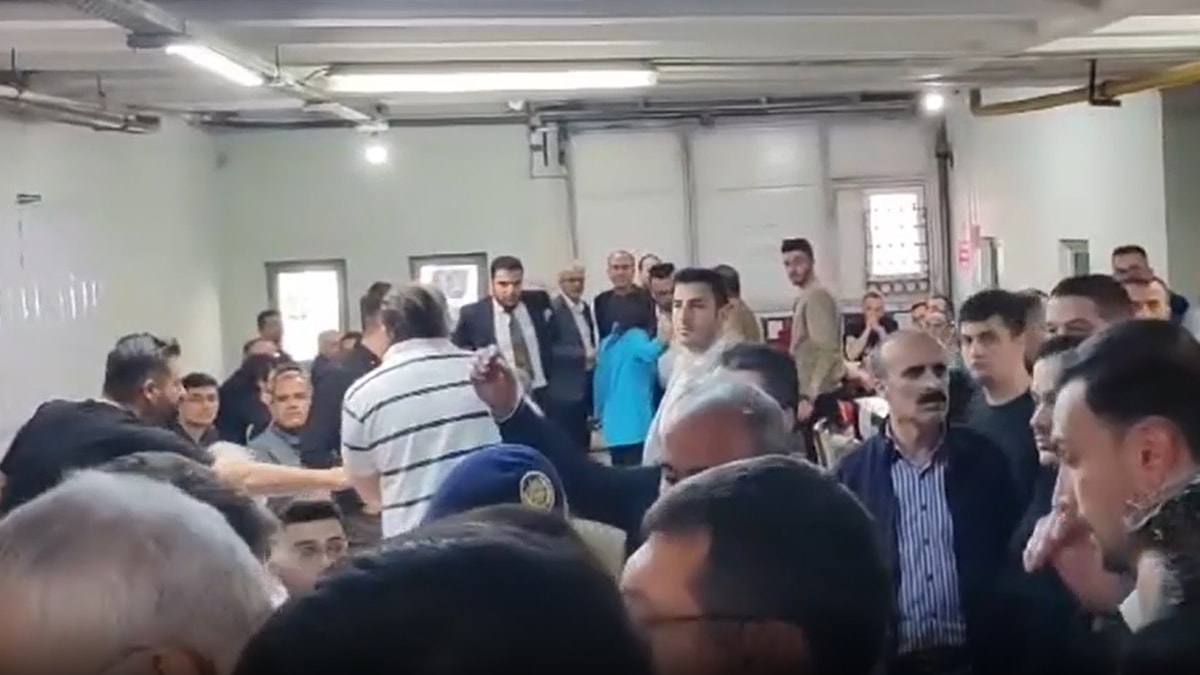 Kütahya'da oy sayımında arbede