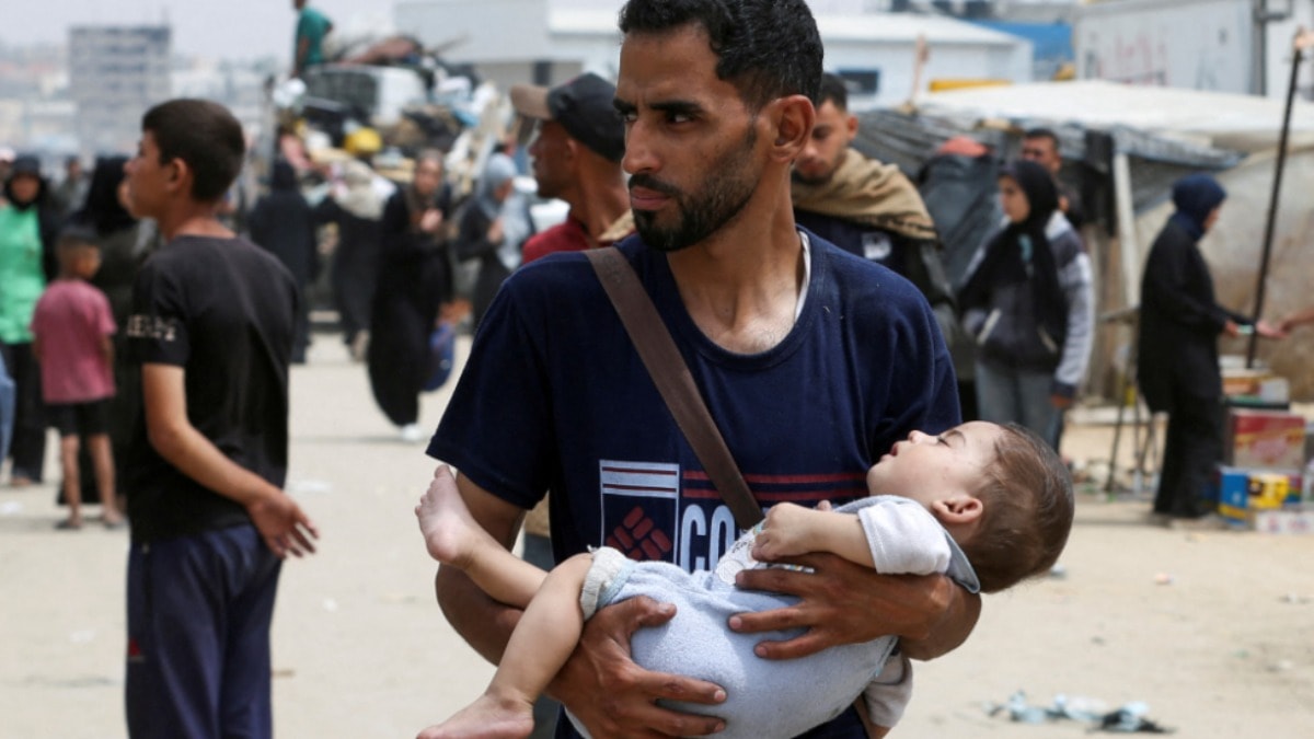 İsrail saldırmaya devam ediyor: Öldürülen Filistinlilerin sayısı artıyor