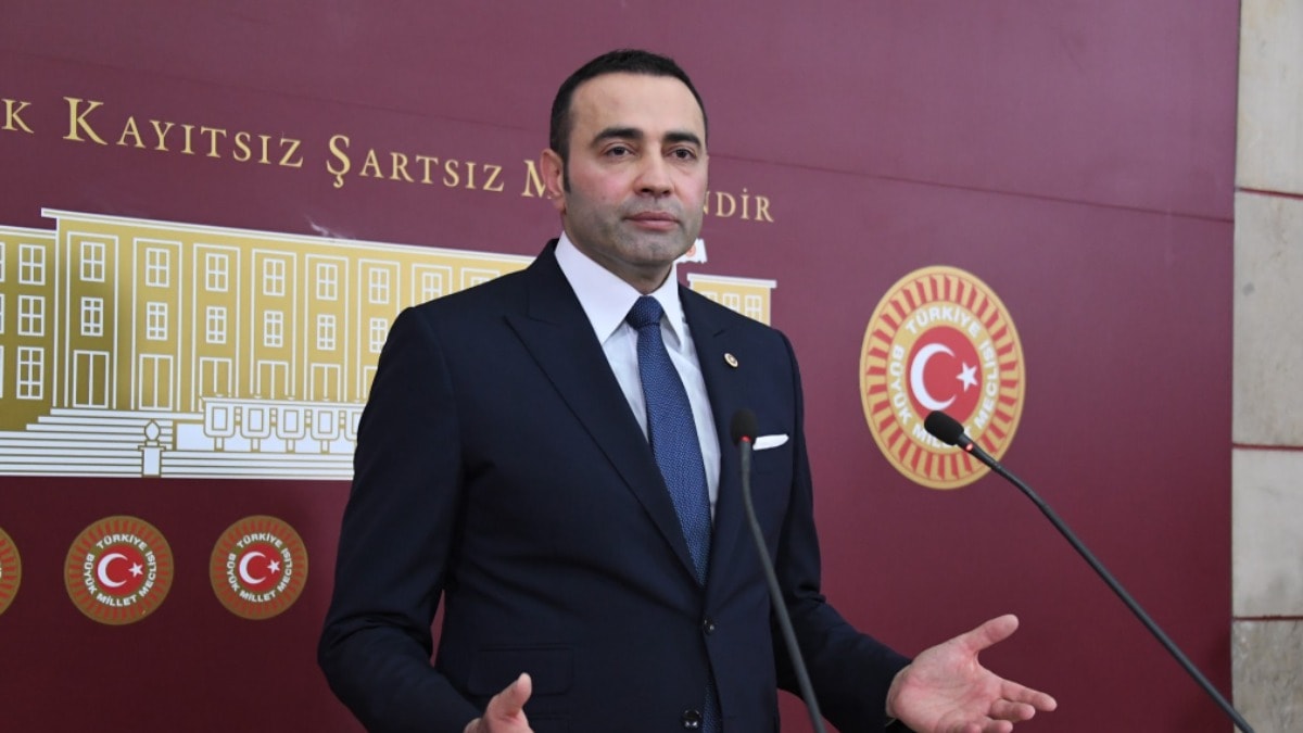 İYİ Partili Aykut Kaya partisinden istifa etti