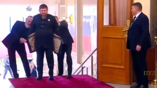 Kadirov'un görüntüsü iddiaları alevlendirdi... İki kişi müdahale etti