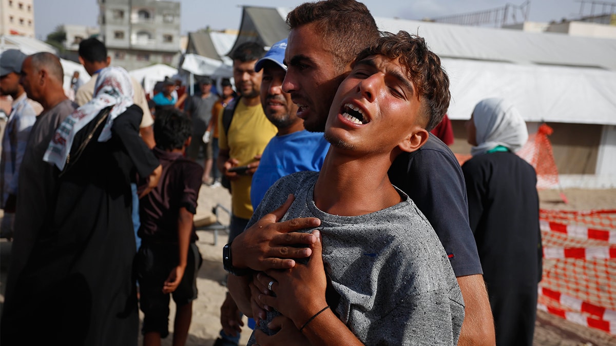 İsrail, Refah'ta bir çadır kenti daha vurdu