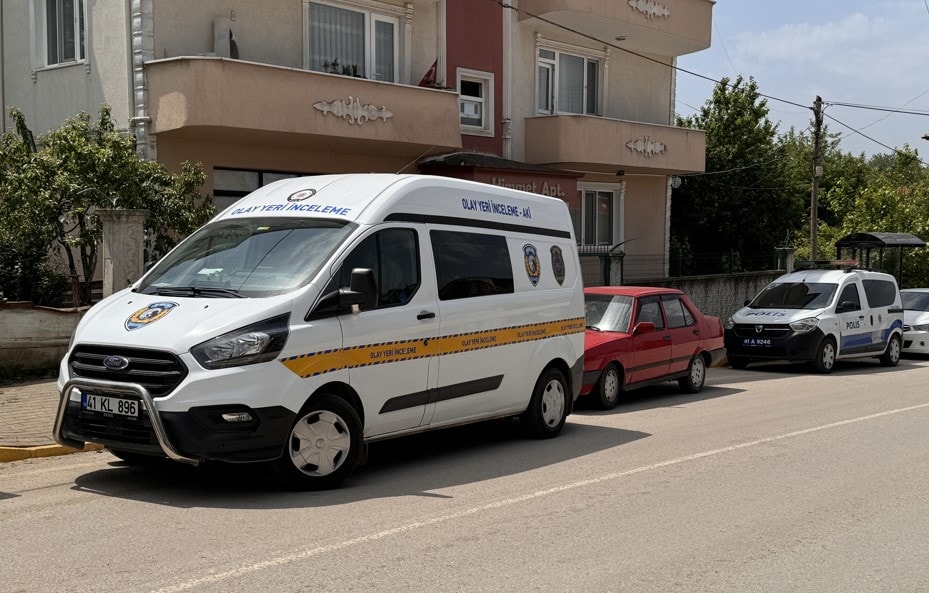 Ailesi uyandıramadı... Yatalak genç kız hastanede öldü
