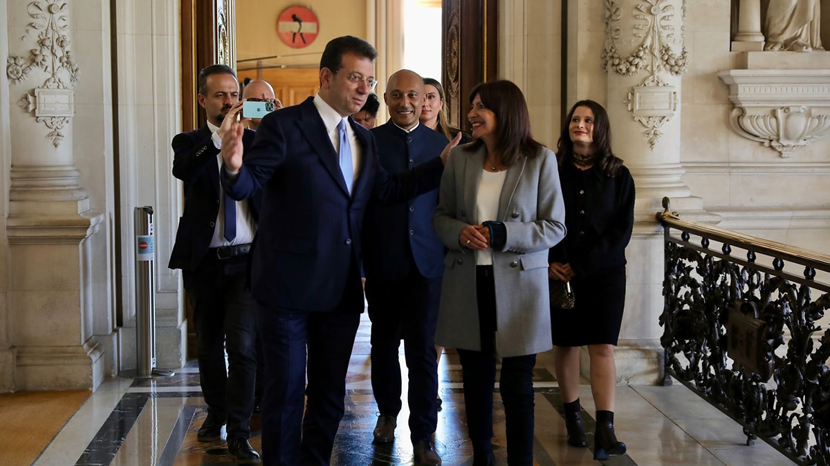 İmamoğlu: Başarımız, sorumluluklarımızı yukarı taşıdı