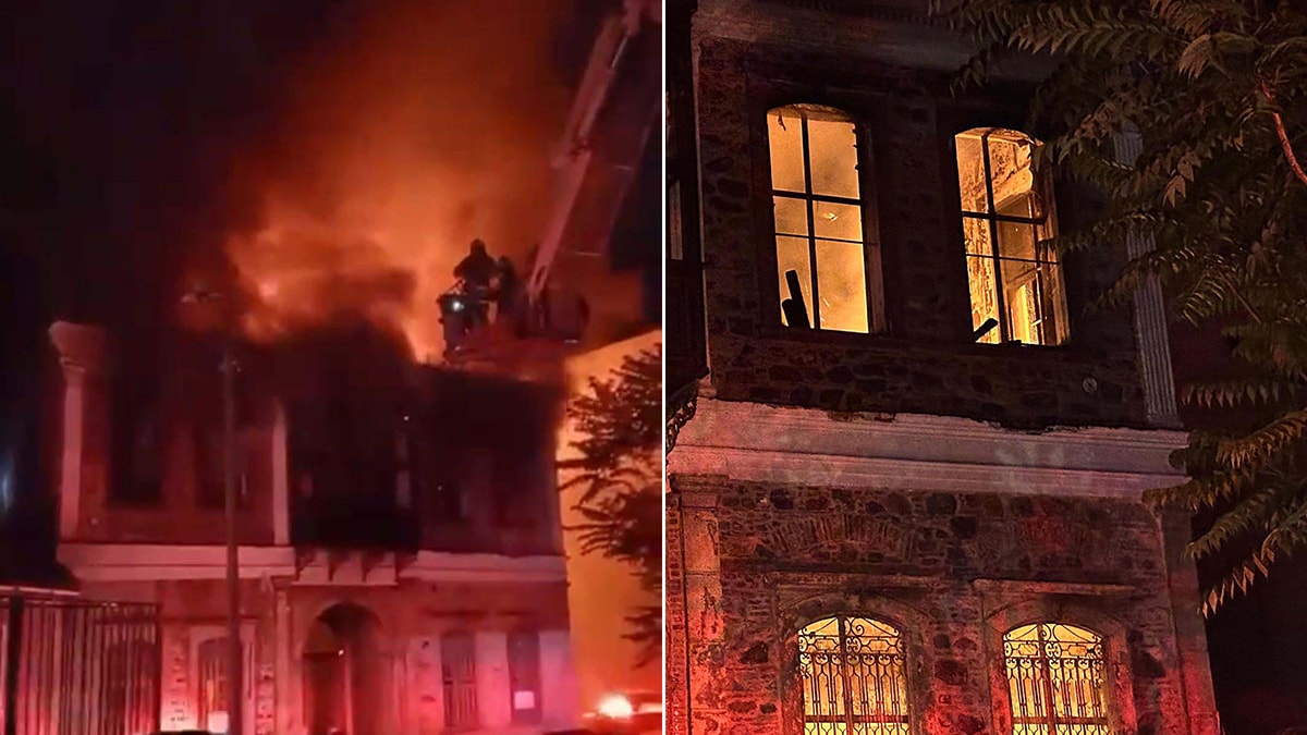 İzmir'de tarihi binada yangın