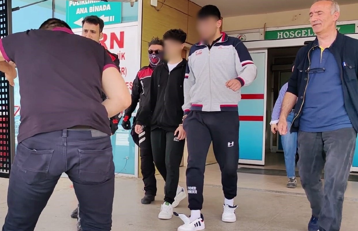 14 yaşındaki çocuğu döverek kalbini durduranlar tutuklandı