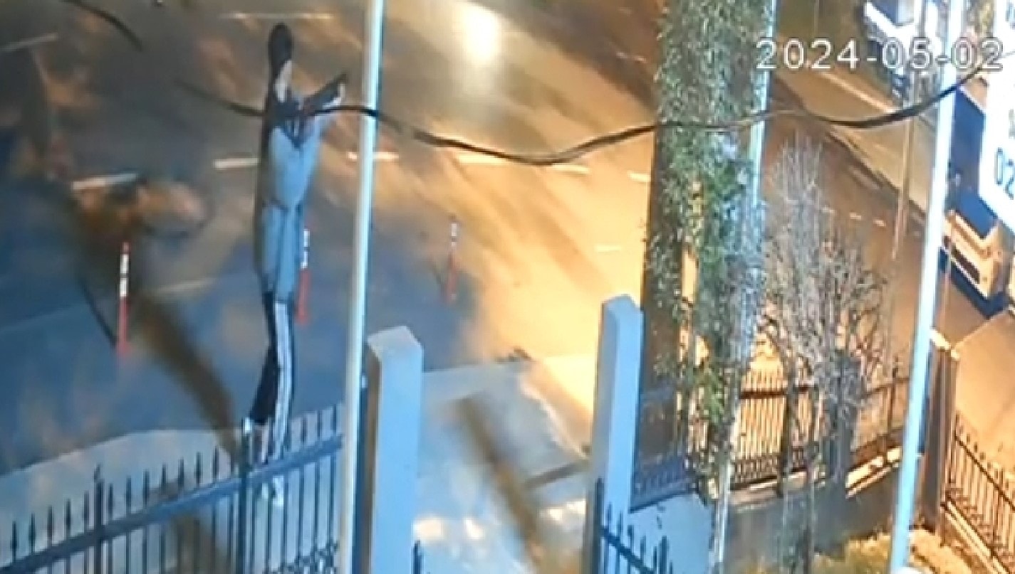 Gasp edemeyince pompalı tüfekle ateş açarak kovaladı