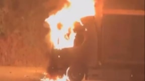 TEM Otoyolu'nda TIR alev alev yandı