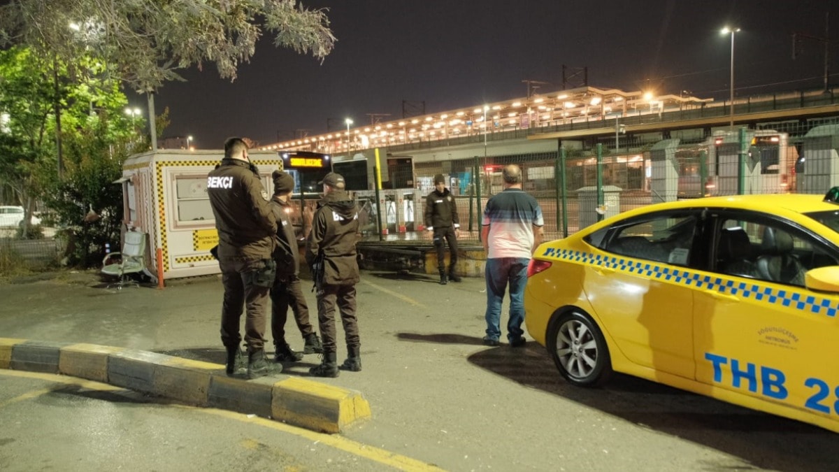 İstanbul'da firari cinayet şüphelisi polisle girdiği arbedede öldü