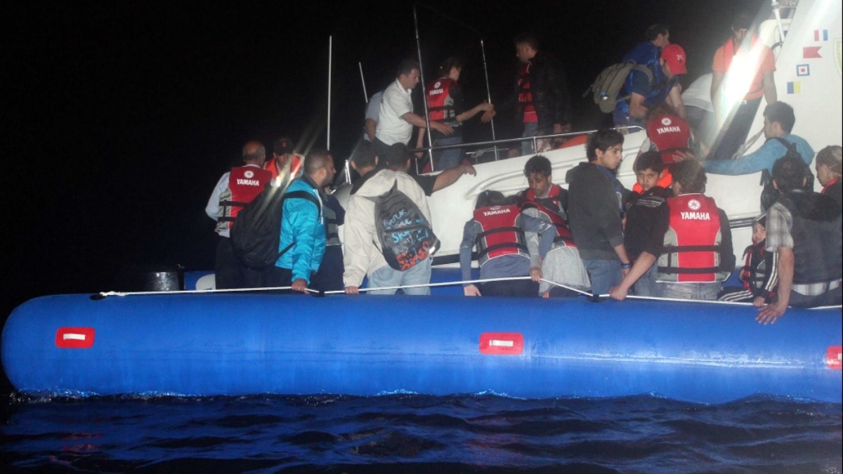 Göçmen hareketliliği Akdeniz’de azaldı Ege’de arttı