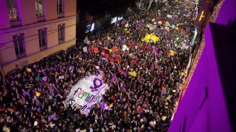 Feminist Gece Yürüyüşü davası: Tüm sanıklar beraat etti
