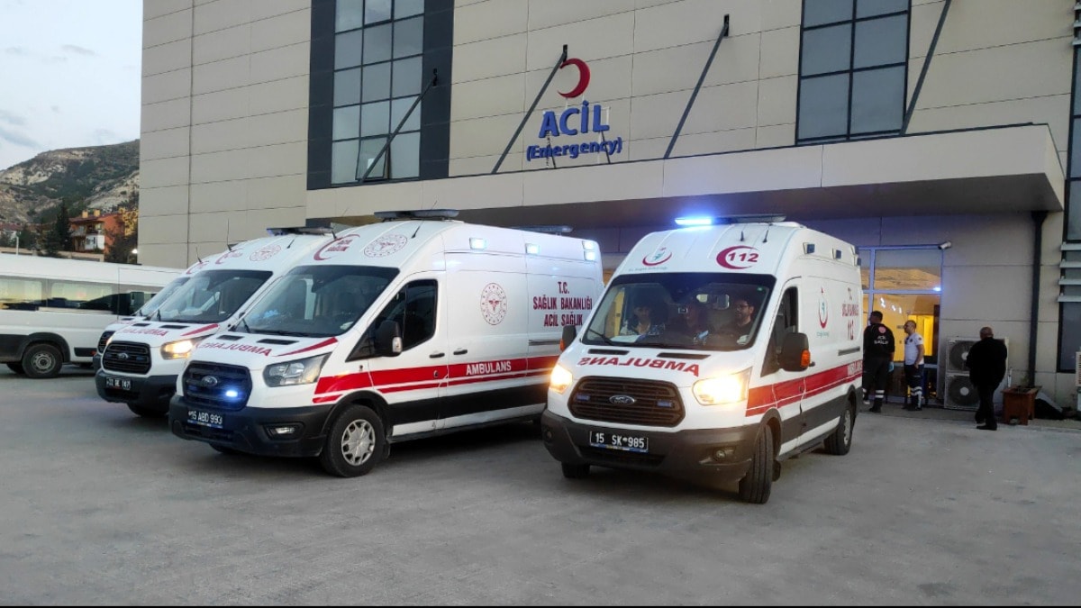 Burdur’dan Antalya’ya sevk edilen 23 hastadan 3’ü entübe