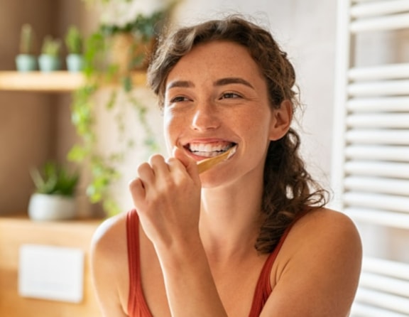 Dişlerinizi ne zaman fırçalamanız gerektiğini biliyor musunuz?