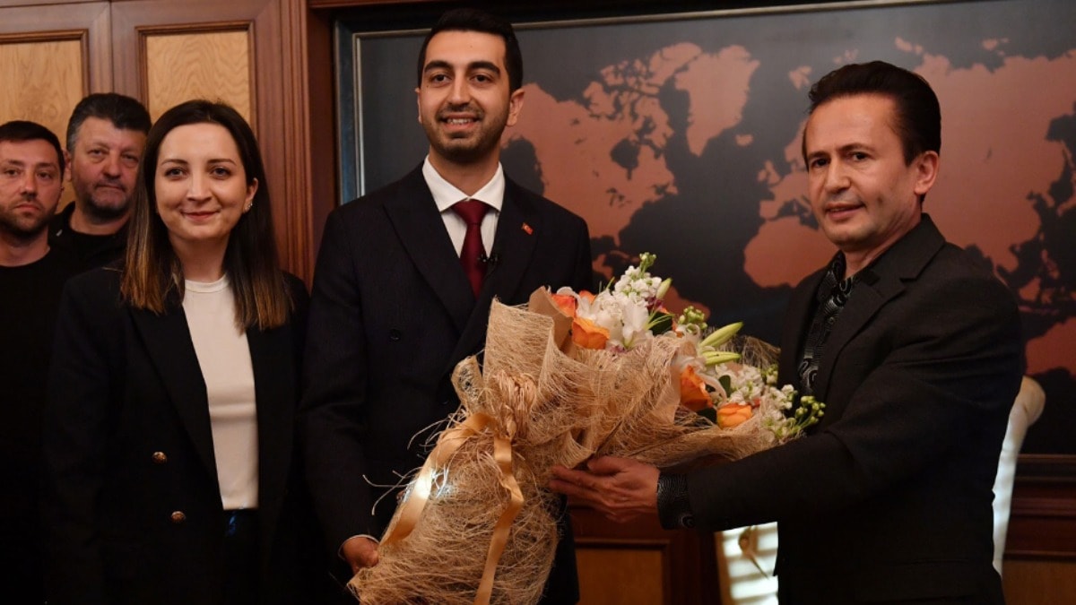 Belediye AKP'den CHP'ye geçti: Borç 950.5 milyon TL