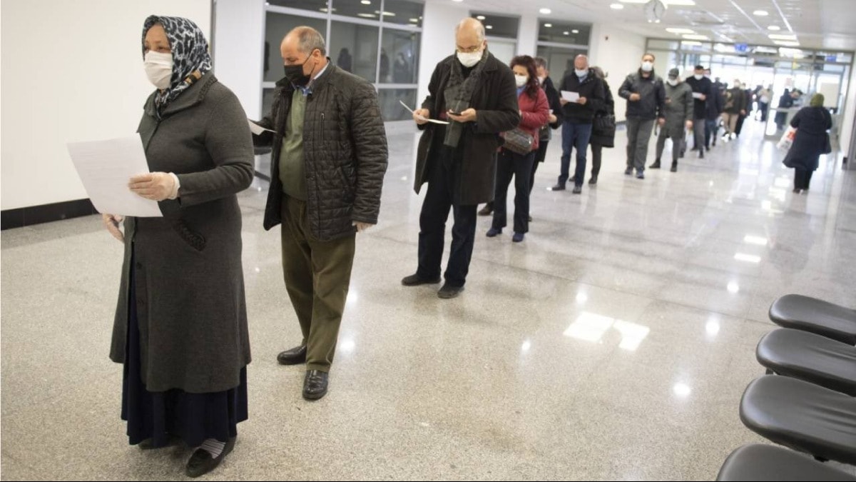 Halkın hastane randevusu çilesi: 3-4 ay sonraya randevu veriyorlar, öleyim mi o zamana kadar?