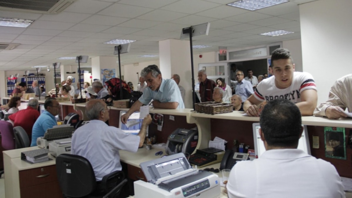 İktidar 1.4 trilyon vergiden vazgeçti