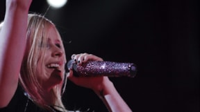 Avril Lavigne hakkındaki komplo teorisine açıklık getirdi
