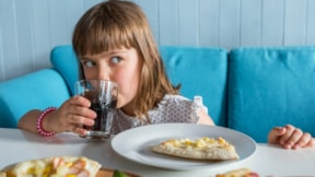 Uzmanlardan ultra işlenmiş gıda uyarısı: Çocuklarda diyabet tehlikesi