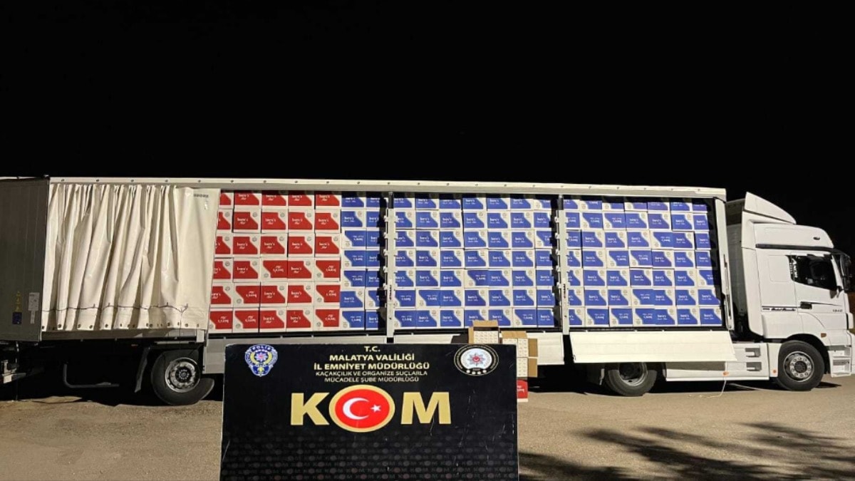 TIR'da 5 milyon 410 bin adet gümrük kaçağı makaron ele geçirildi