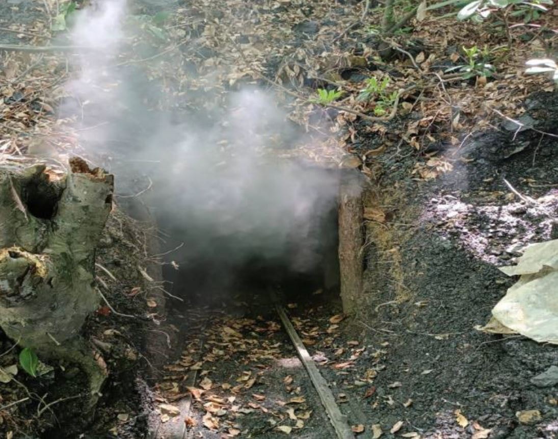 Kaçak maden ocakları imha edildi
