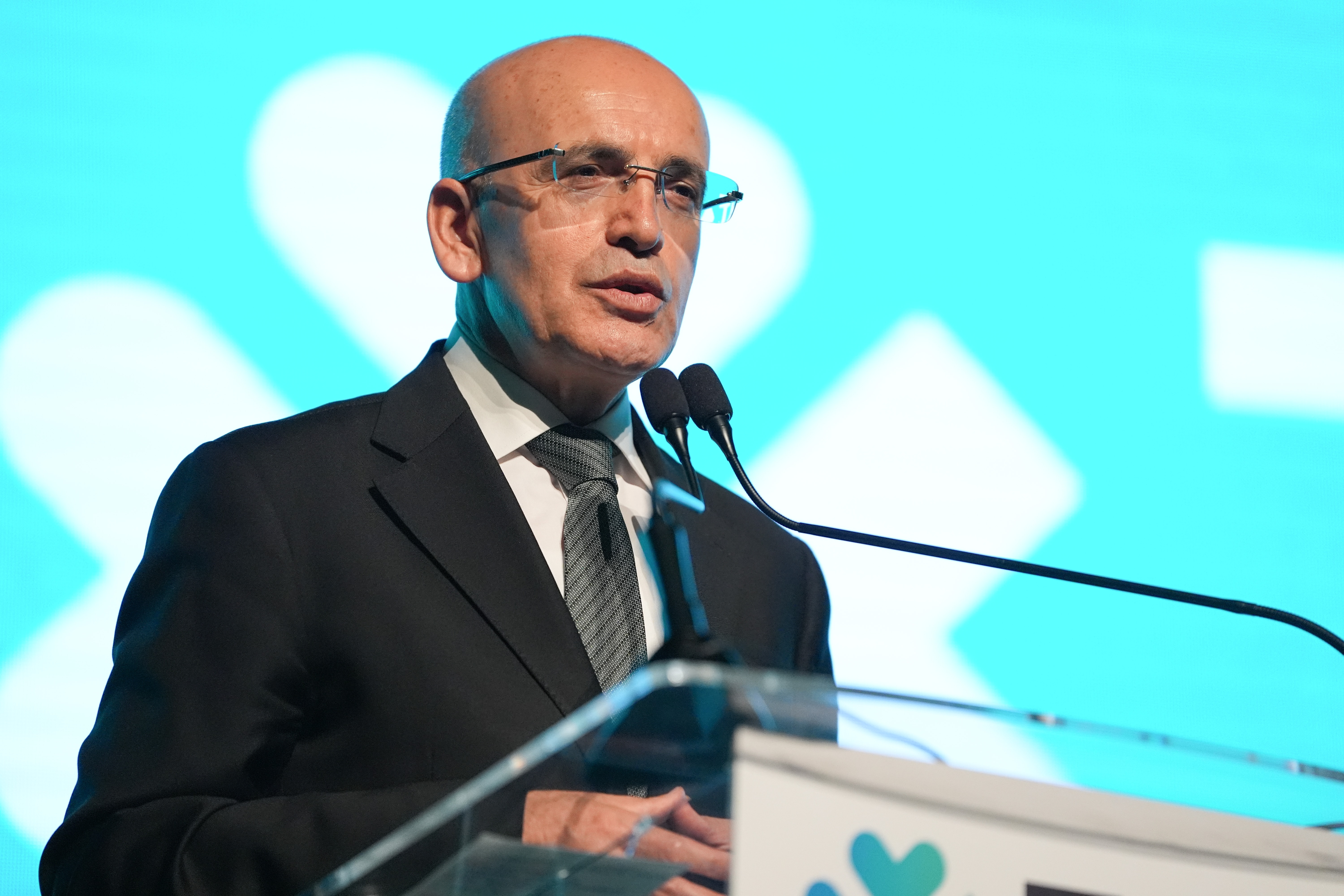 Şimşek: TCMB ihtiyaç duyarsa likiditeyi çekmek için borçlanacağız