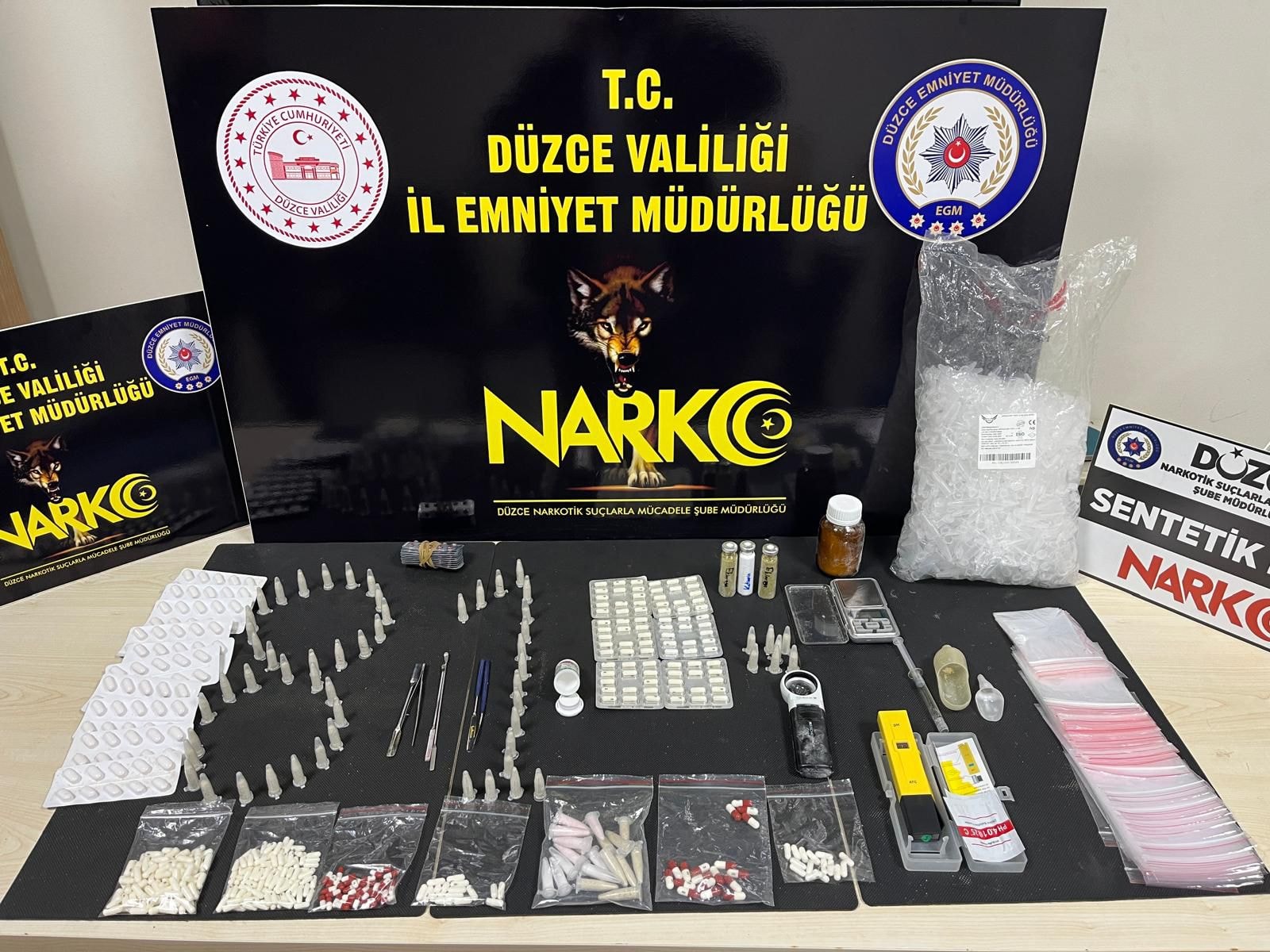 Uyuşturucu operasyonunda genç kimyager gözaltına alındı