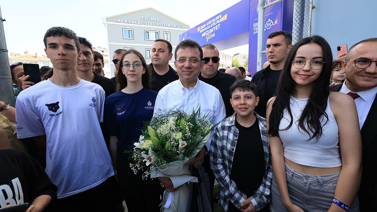 İmamoğlu: Onların varlığıyla yol yürüyoruz