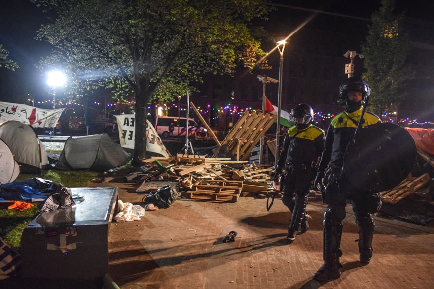 Amsterdam Üniversitesi karıştı: Onlarca öğrenciye gözaltı