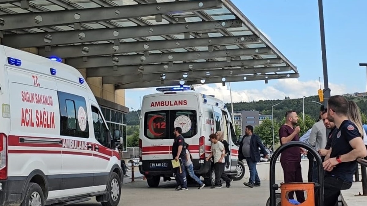 Yangın tüpü faciası: 9 çocuk hastaneye kaldırıldı