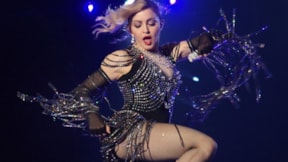 Madonna tarih yazdı... Paraya para demiyor