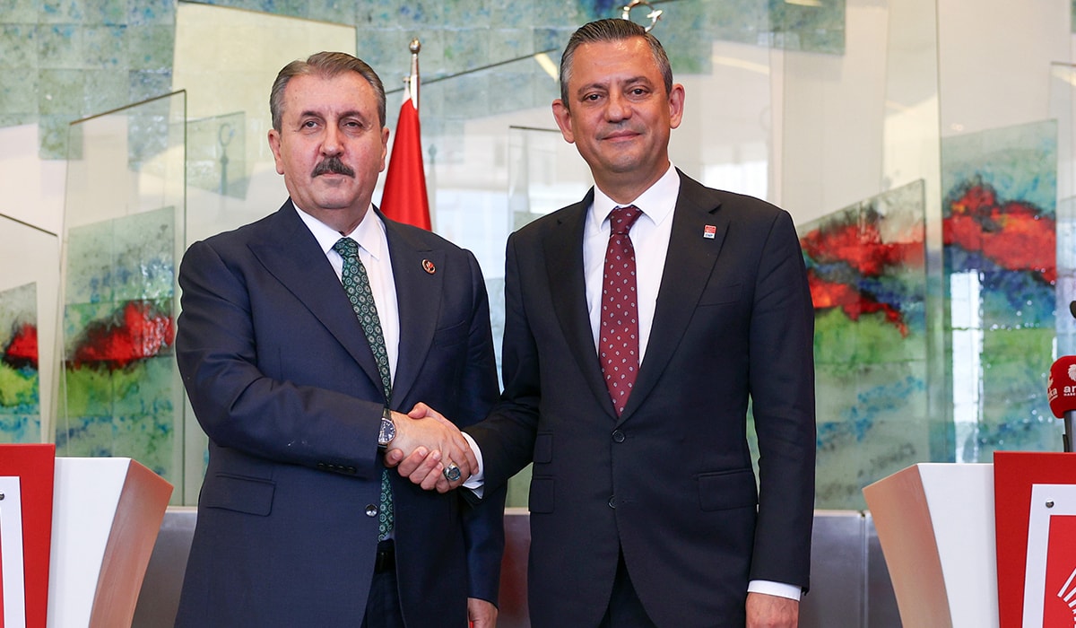 BBP lideri Destici'den CHP Genel Başkanı Özel'e ziyaret