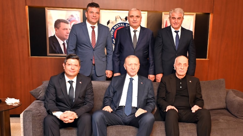 Erdoğan, Pevrul Kavlak için taziye ziyaretinde bulundu