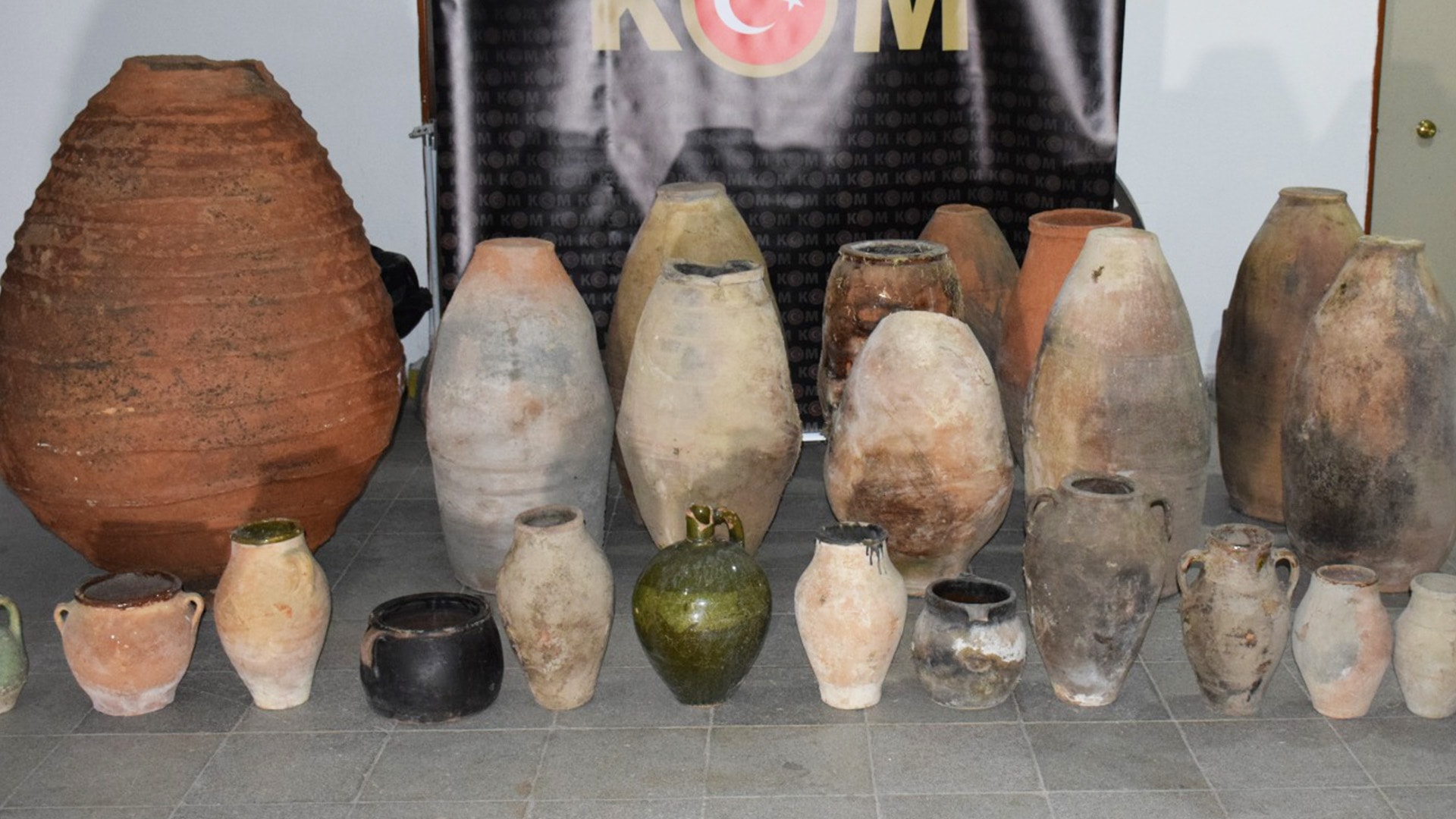 Kamyonet kasasından çıktı: Roma ve Osmanlı dönemine ait...