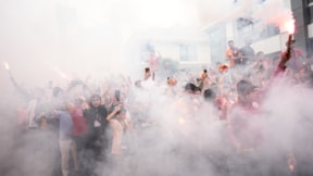 Galatasaray'a Fenerbahçe derbisi sonrası coşkulu karşılama