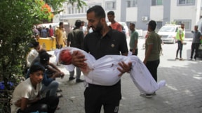 İsrail, evleri bombaladı: 6 ölü