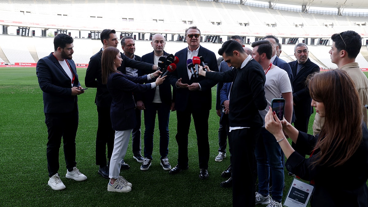 Hasan Arat: "Türkiye'ye barış getirecek bir final diliyoruz"