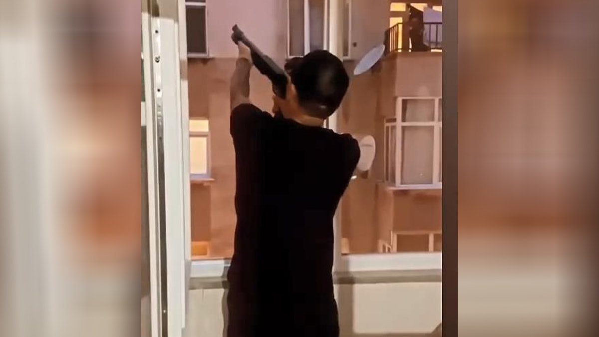 Pompalı tüfekle rastgele ateş edip sosyal medyada paylaştı