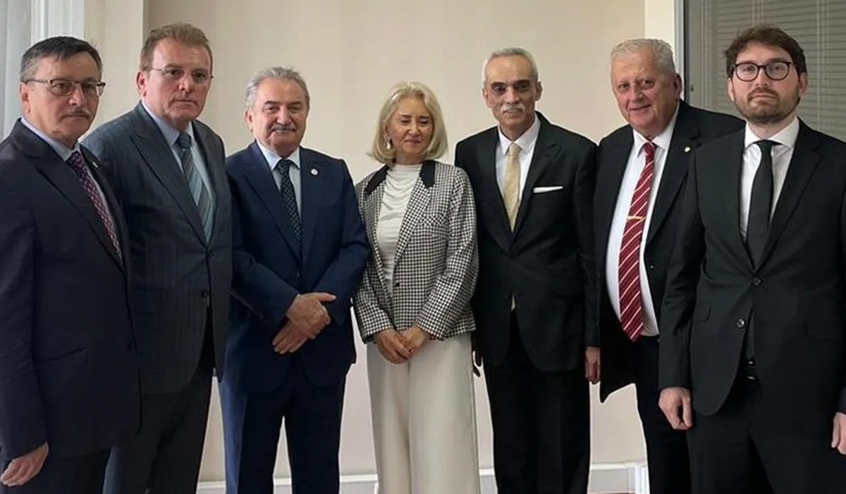 Beş siyasi parti "Kurtuluş İttifakı"nı kurdu