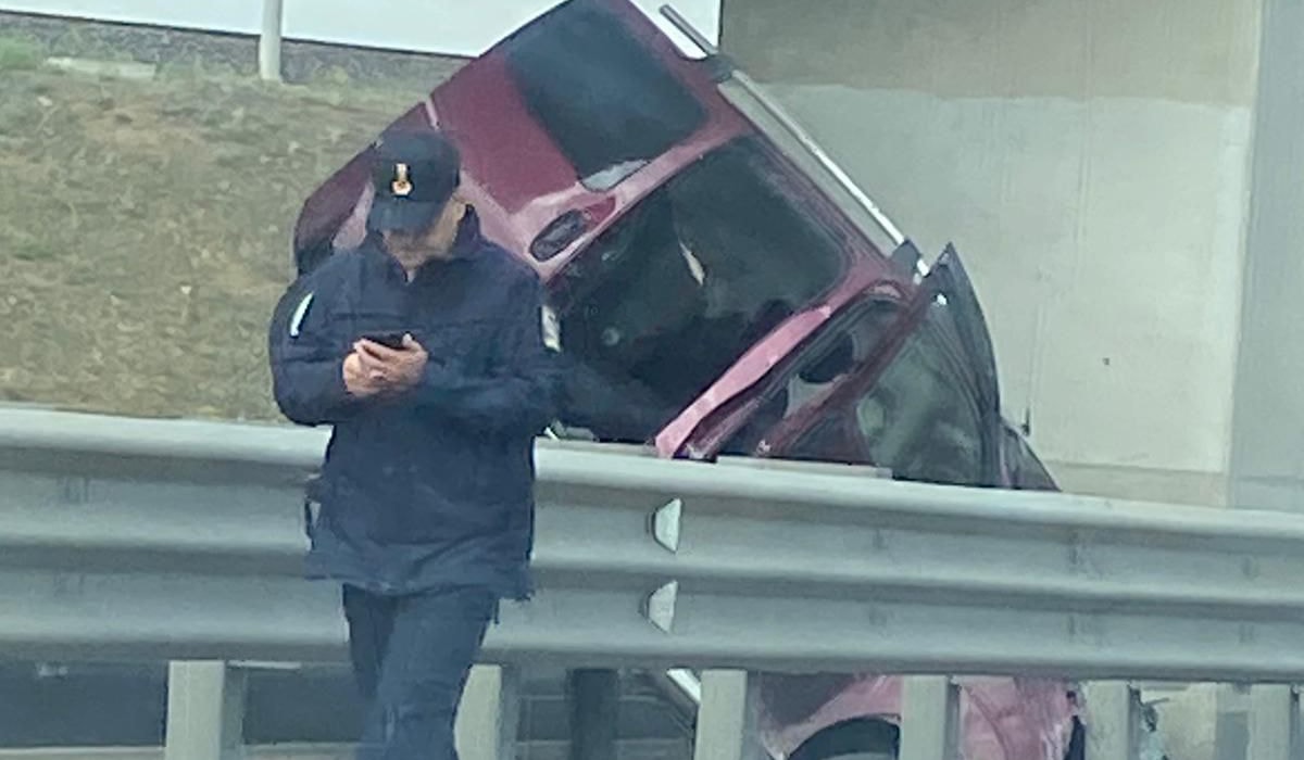 Köprü ayağında facia: 3 ölü, 2 yaralı