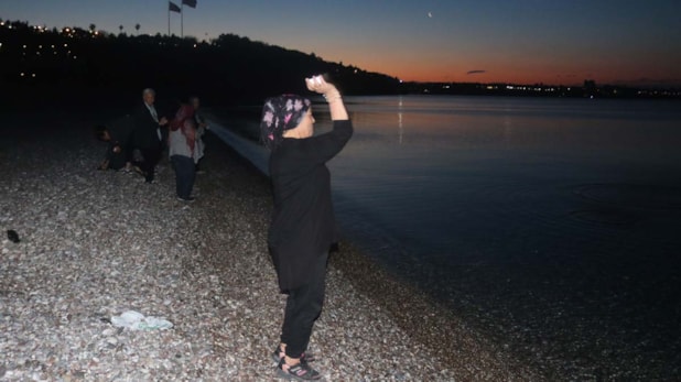 Baharın habercisi Hıdırellez'de dileklerini denizle buluşturdular