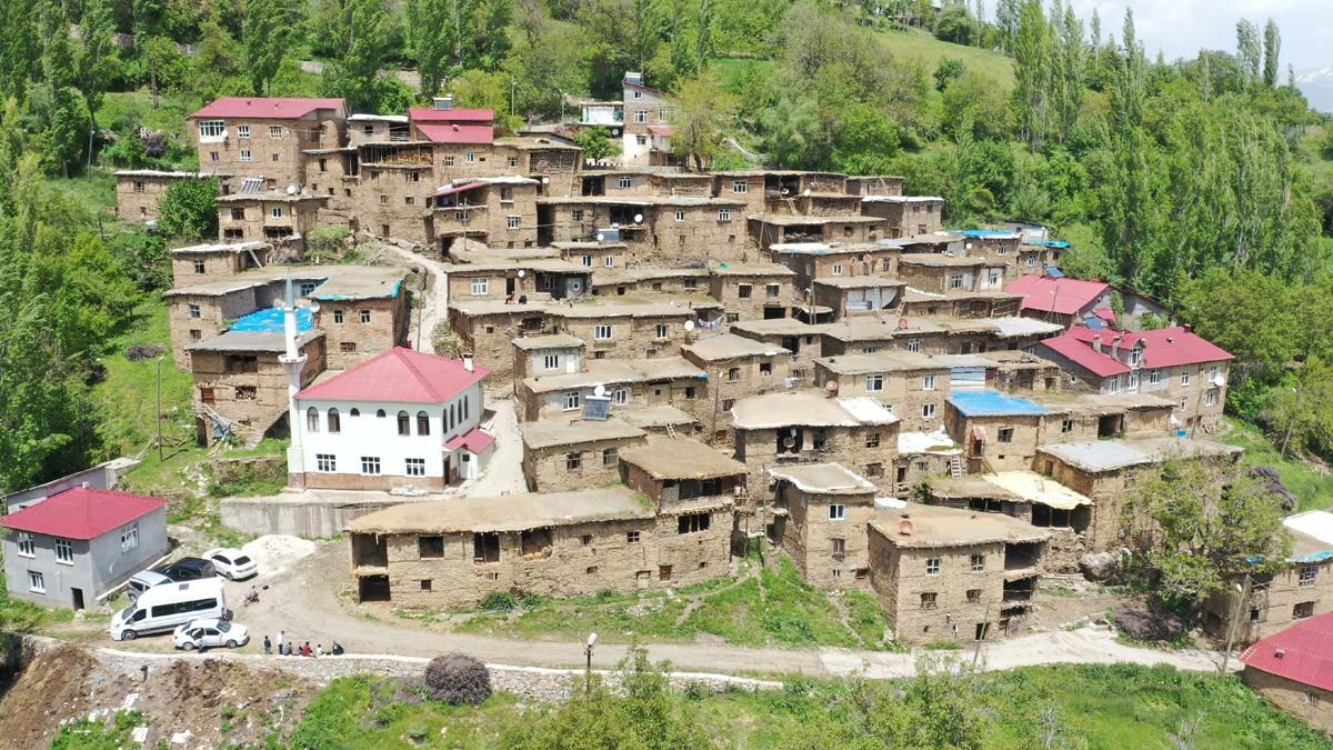 Fotoğraf tutkunlarının yeni gözdesi: Taş evler