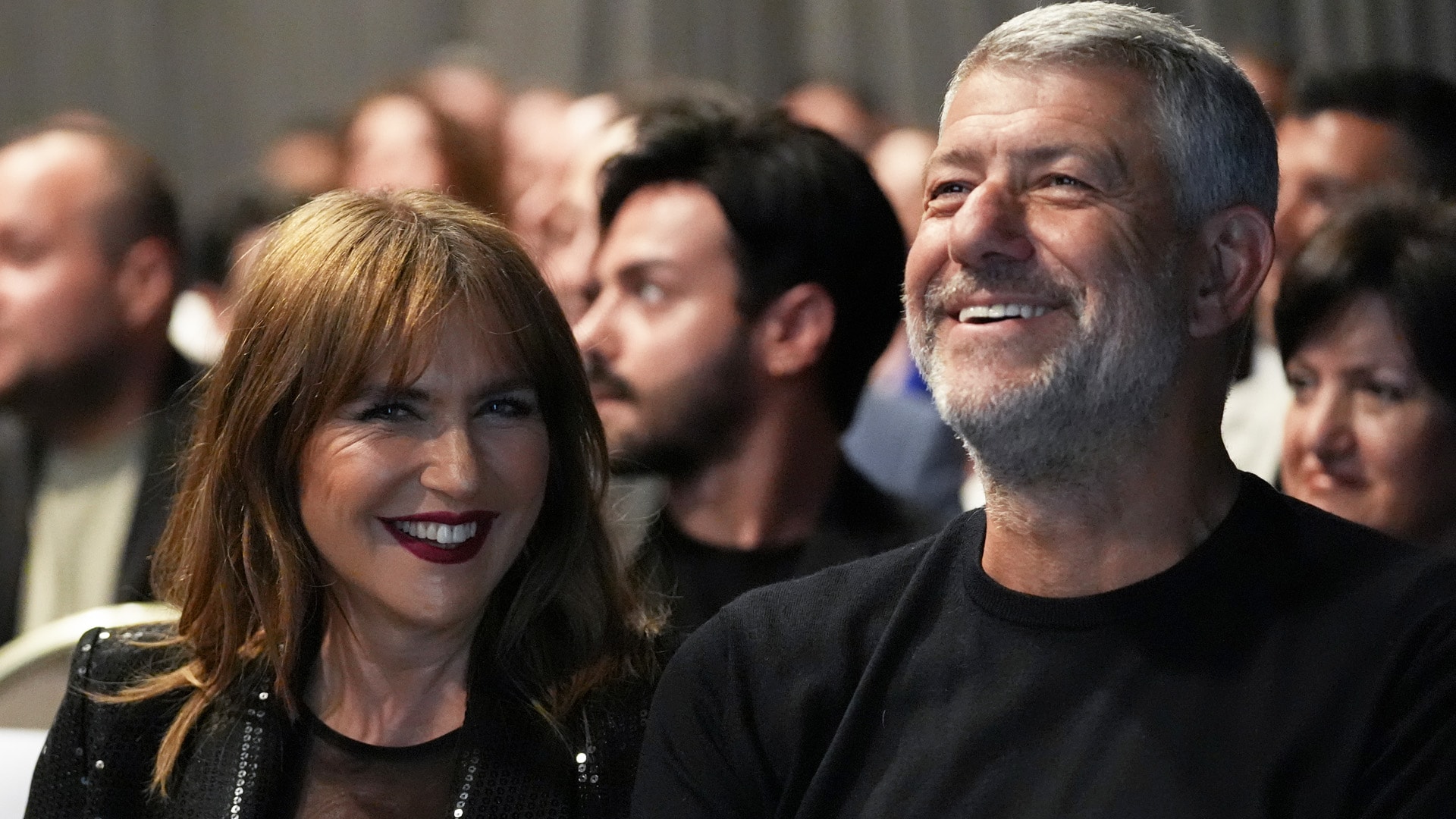 Şevval Sam galaya sevgilisiyle katıldı