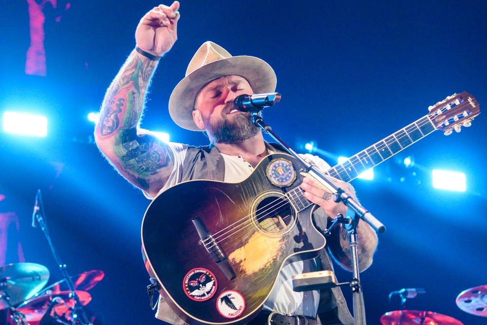 Ünlü şarkıcı Zac Brown eşine dava açtı... Uzaklaştırma istiyor