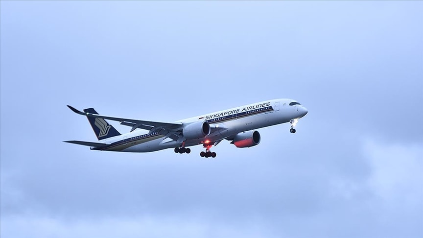 Uçak türbülansa girdi: Bir kişi öldü