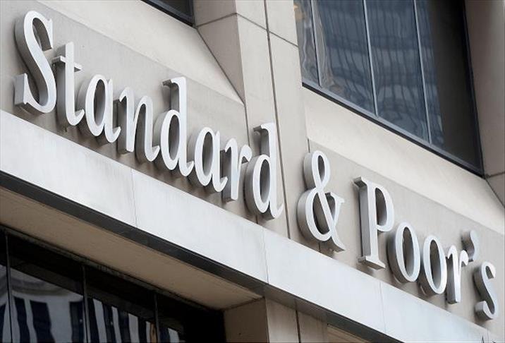S&P, Türkiye'nin kredi notunu yükseltti