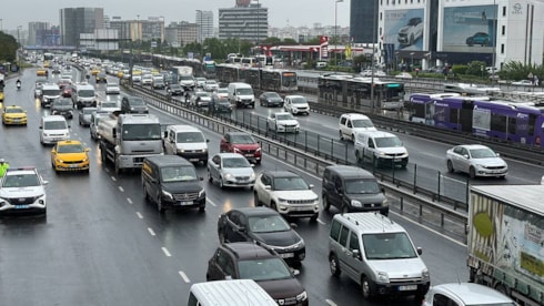 İstanbul'da trafik kilit  