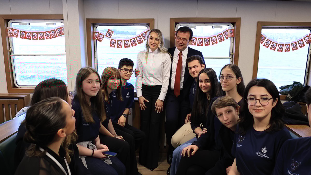 İmamoğlu'ndan gençlere dikkat çeken mesaj