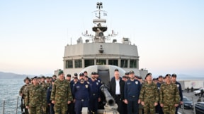 Yunan Savunma Bakanı'ndan Bodrum karşısındaki adalarda askeri şov